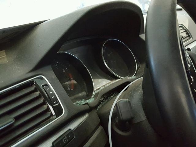 1VWDT7A38HC028887 - 2017 VOLKSWAGEN PASSAT R-L GRAY photo 8