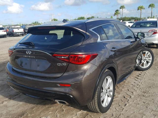 SJKCH5CP7HA015688 - 2017 INFINITI QX30 BASE BROWN photo 4