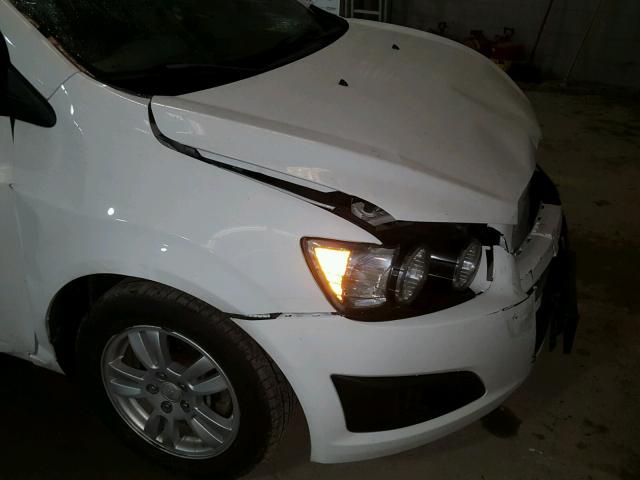 1G1JC5SH5D4197993 - 2013 CHEVROLET SONIC LT 白色 照片 9