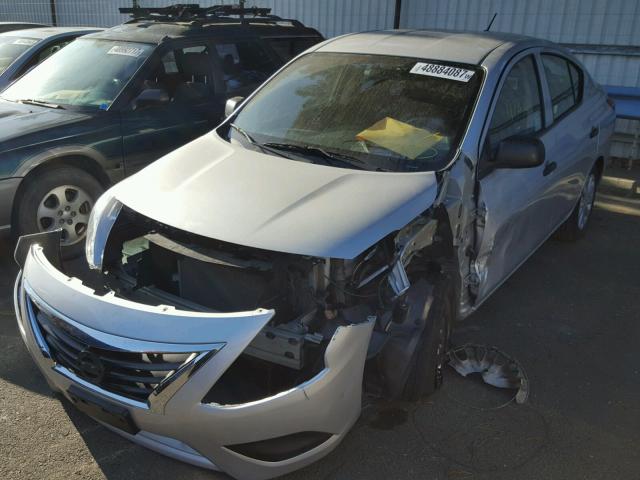 3N1CN7AP3FL868009 - 2015 NISSAN VERSA S SILVER photo 2