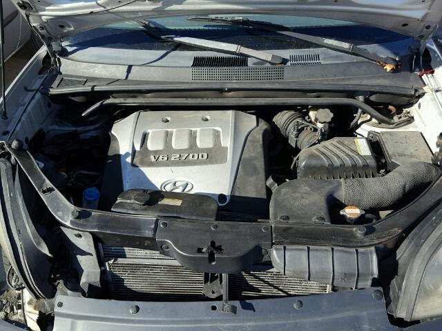 KM8JN72D35U081716 - 2005 HYUNDAI TUCSON GLS SILVER photo 7