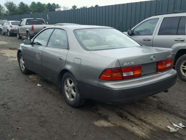 JT8BF28G8W5033083 - 1998 LEXUS ES 300 TAN photo 3