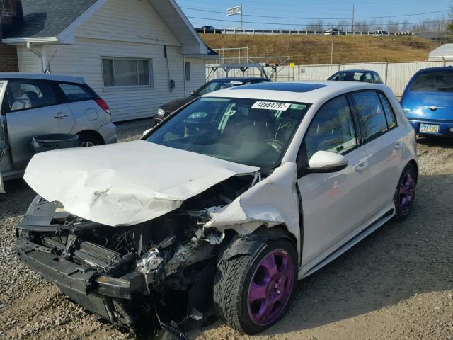 WVWNM7AJ9BW027546 - 2011 VOLKSWAGEN GOLF 白色 照片 2