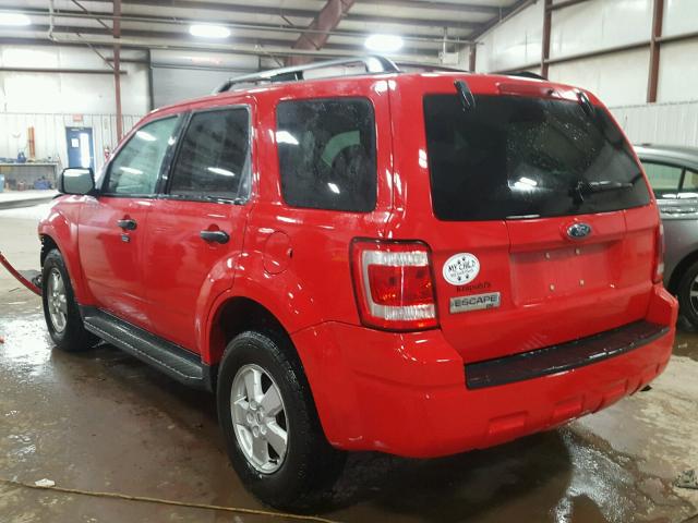 1FMCU03G49KA00199 - 2009 FORD ESCAPE XLT RED photo 3