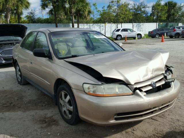 1HGCG56592A006970 - 2002 HONDA ACCORD LX GOLD photo 1