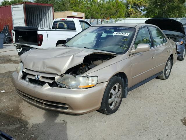 1HGCG56592A006970 - 2002 HONDA ACCORD LX GOLD photo 2