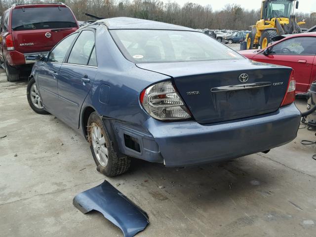 4T1BF32K13U559542 - 2003 TOYOTA CAMRY LE BLUE photo 3