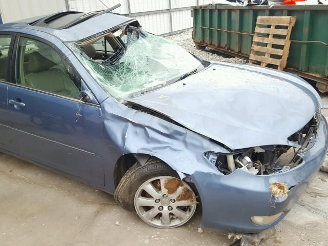 4T1BF32K13U559542 - 2003 TOYOTA CAMRY LE BLUE photo 9