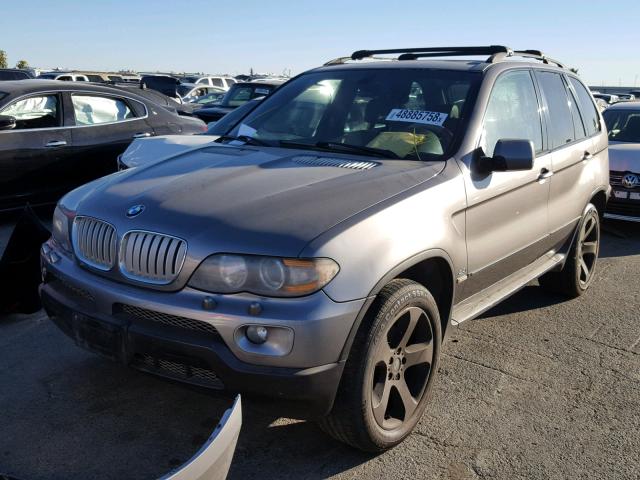 5UXFB53575LV20354 - 2005 BMW X5 4.4I BROWN photo 2