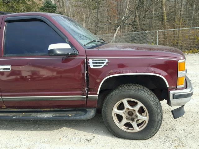 1GNEK13K1SJ418896 - 1995 CHEVROLET TAHOE K150 MAROON photo 10