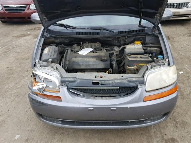 KL1TD66637B723475 - 2007 CHEVROLET AVEO BASE Szary zdjęcie 7