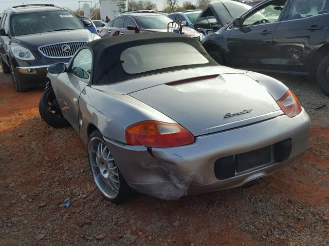 WP0CA29842U620098 - 2002 PORSCHE BOXSTER SILVER photo 3