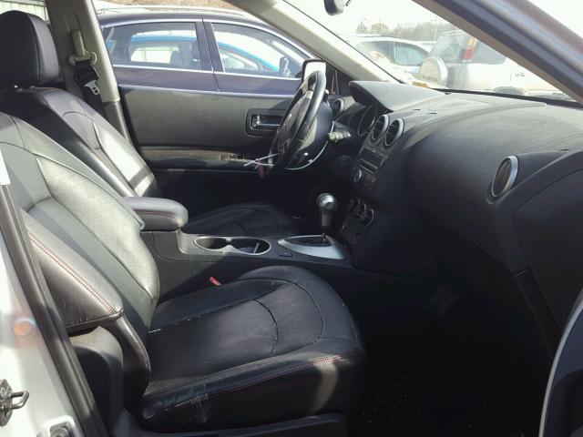 JN8AS58V79W442509 - 2009 NISSAN ROGUE S SILVER photo 5