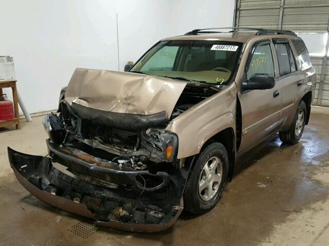 1GNDT13S732286893 - 2003 CHEVROLET TRAILBLAZE BROWN photo 2