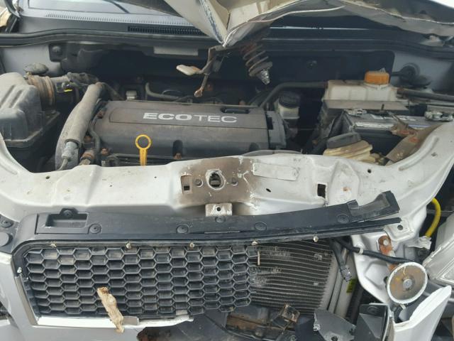 KL1TD6DE3AB118969 - 2010 CHEVROLET AVEO LS SILVER photo 7