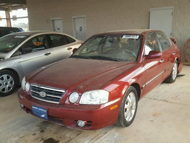 KNAGD128855422102 - 2005 KIA OPTIMA LX MAROON photo 2