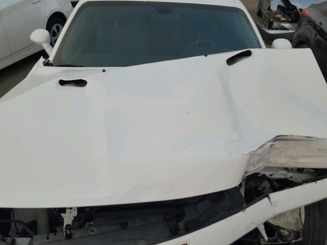 2B3CJ4DV5AH323191 - 2010 DODGE CHALLENGER WHITE photo 7