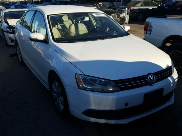 3VWDP7AJ7DM357284 - 2013 VOLKSWAGEN JETTA SE WHITE photo 1