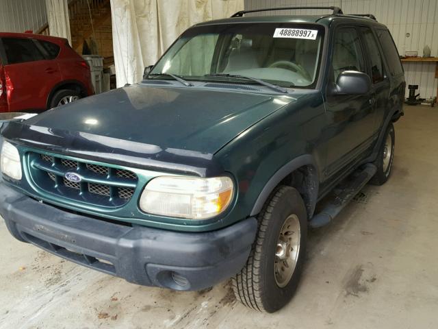 1FMYU22X2XUC21420 - 1999 FORD EXPLORER GREEN photo 2