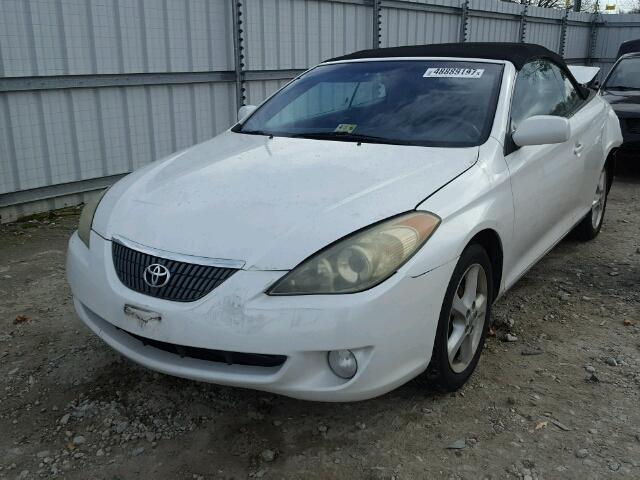 4T1FA38P94U034152 - 2004 TOYOTA CAMRY SOLA WHITE photo 2