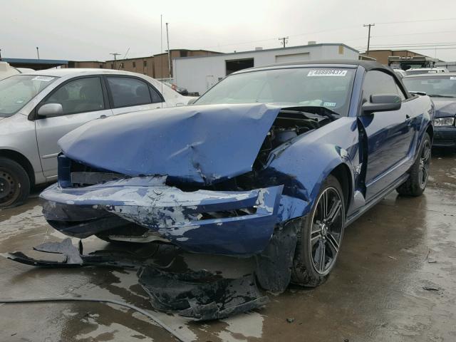 1ZVHT84N685169675 - 2008 FORD MUSTANG BLUE photo 2