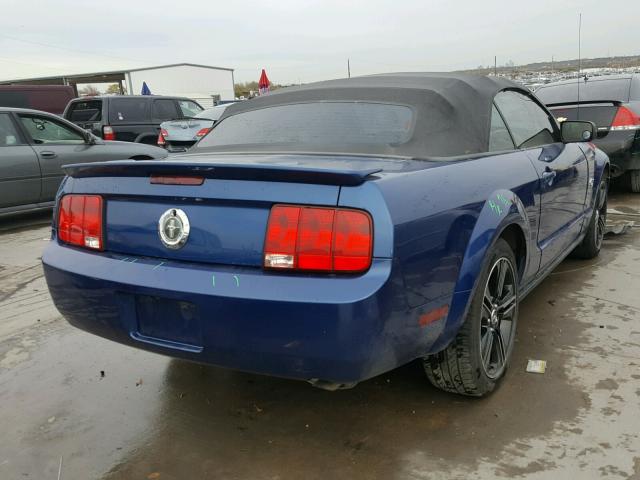 1ZVHT84N685169675 - 2008 FORD MUSTANG BLUE photo 4