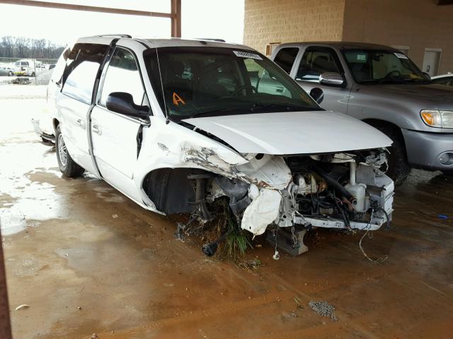 2A4GP44R16R880631 - 2006 CHRYSLER TOWN & COU WHITE photo 1