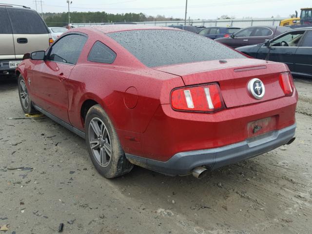 1ZVBP8AM0B5166106 - 2011 FORD MUSTANG RED photo 3