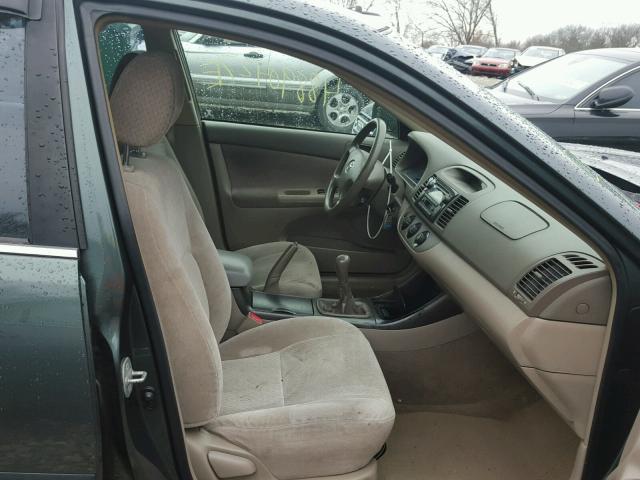 JTDBE32K420071988 - 2002 TOYOTA CAMRY LE 绿色 照片 5