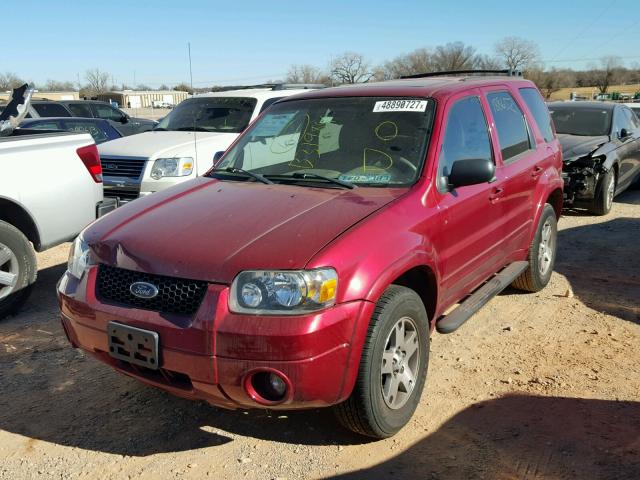 1FMCU04135KB31984 - 2005 FORD ESCAPE LIM RED photo 2