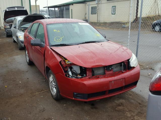 1FAHP3FN8AW111466 - 2010 FORD FOCUS SE RED photo 1