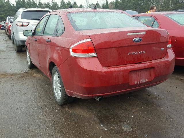 1FAHP3FN8AW111466 - 2010 FORD FOCUS SE RED photo 3