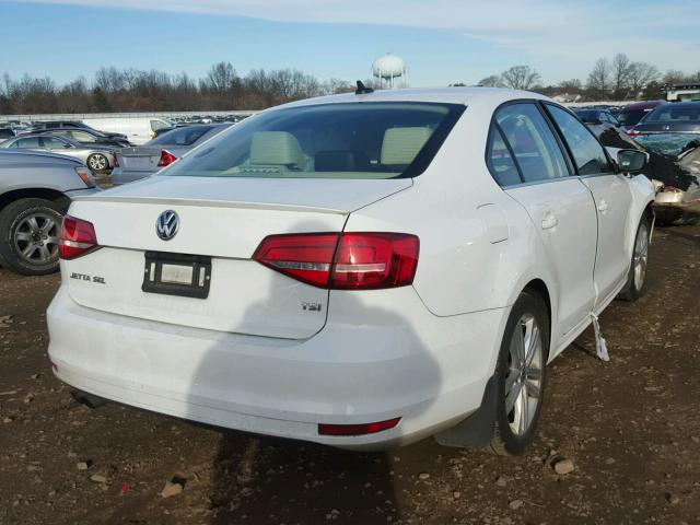 3VWL17AJ9FM314257 - 2015 VOLKSWAGEN JETTA SEL WHITE photo 4