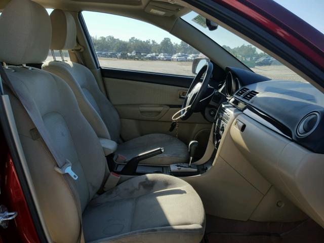 JM1BK32F581119321 - 2008 MAZDA 3 I RED photo 5
