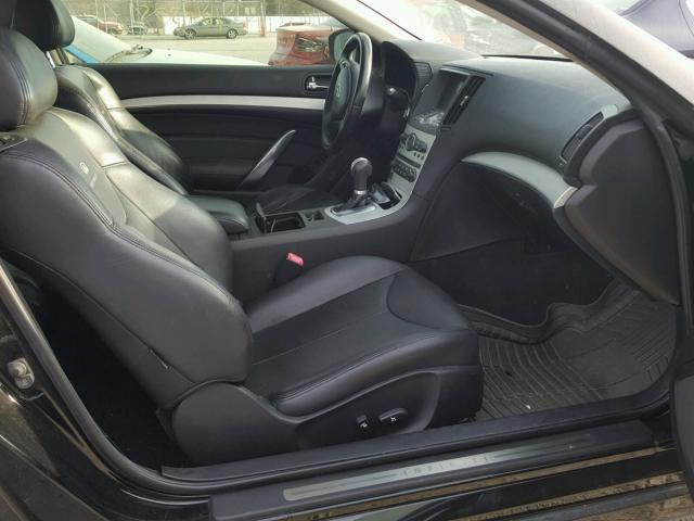 JNKCV64E28M104922 - 2008 INFINITI G37 BASE BLACK photo 5