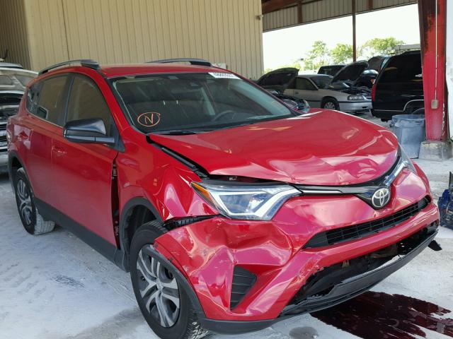 2T3ZFREV3HW340555 - 2017 TOYOTA RAV4 LE Qırmızı foto 1