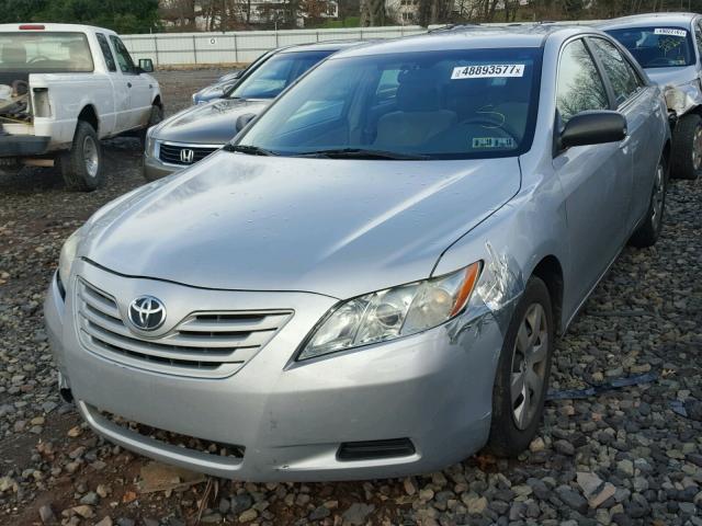 4T1BE46K77U043565 - 2007 TOYOTA CAMRY NEW SILVER photo 2