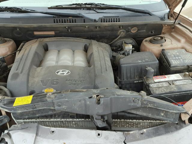 KM8SC13D54U678581 - 2004 HYUNDAI SANTA FE G GOLD photo 7