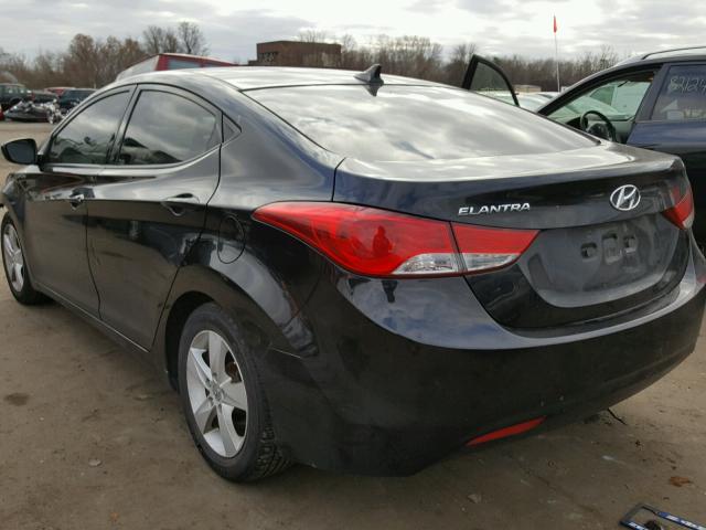 5NPDH4AE8DH328223 - 2013 HYUNDAI ELANTRA GL BLACK photo 3