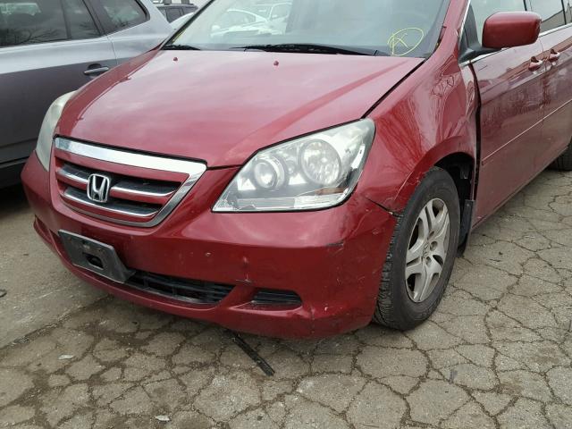 5FNRL384X5B005173 - 2005 HONDA ODYSSEY EX RED photo 9