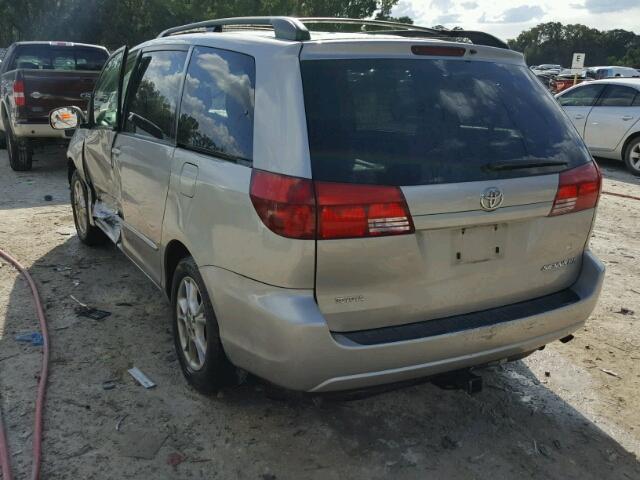 5TDZA22CX5S284720 - 2005 TOYOTA SIENNA XLE SILVER photo 3