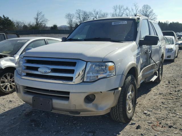 1FMFU17518LA32466 - 2008 FORD EXPEDITION WHITE photo 2