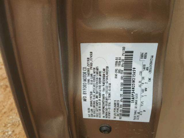 1FAFP34N25W215659 - 2005 FORD FOCUS ZX4 GOLD photo 10