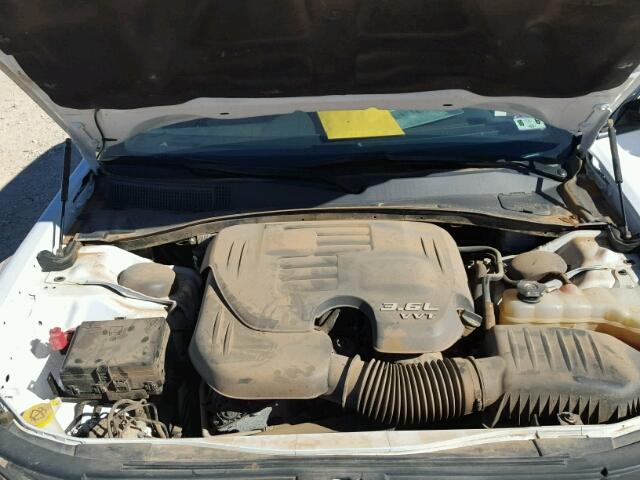 2C3CCABG9EH376756 - 2014 CHRYSLER 300 S WHITE photo 7