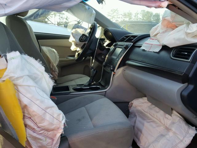 4T4BF1FK6FR482871 - 2015 TOYOTA CAMRY LE 黑色 照片 5