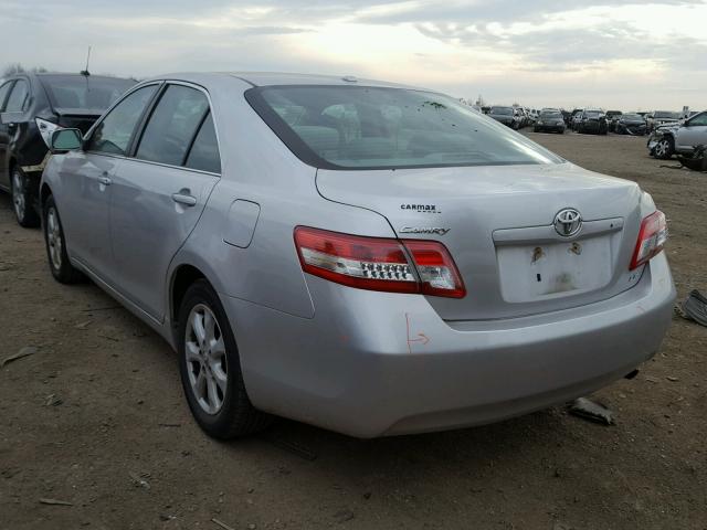 4T4BF3EK2BR133777 - 2011 TOYOTA CAMRY BASE SILVER photo 3