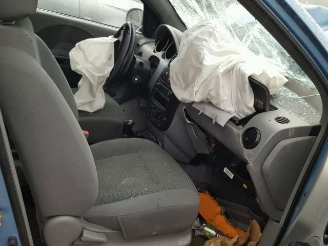 KL1TJ62624B274705 - 2004 CHEVROLET AVEO LS BLUE photo 5