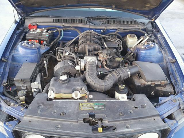 1ZVFT80N755167331 - 2005 FORD MUSTANG BLUE photo 7
