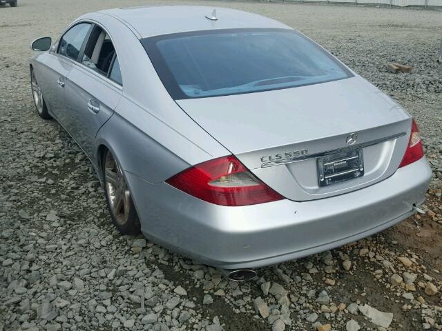 WDDDJ72X17A095986 - 2007 MERCEDES-BENZ CLS 550 SILVER photo 3