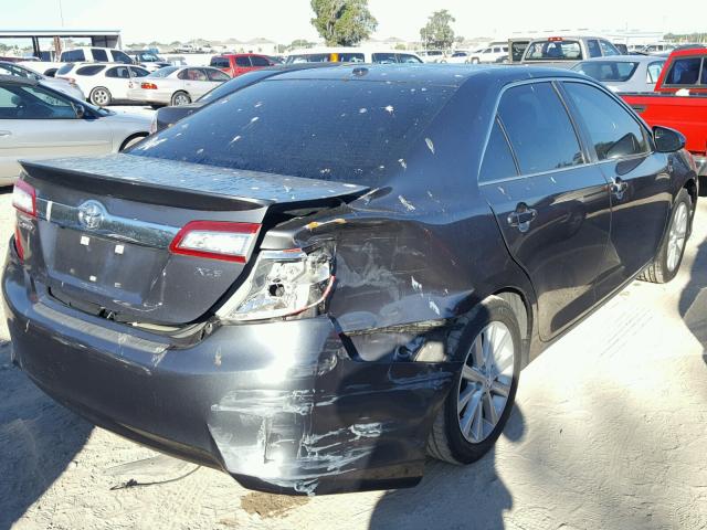 4T1BK1FK9CU017549 - 2012 TOYOTA CAMRY SE GRAY photo 4